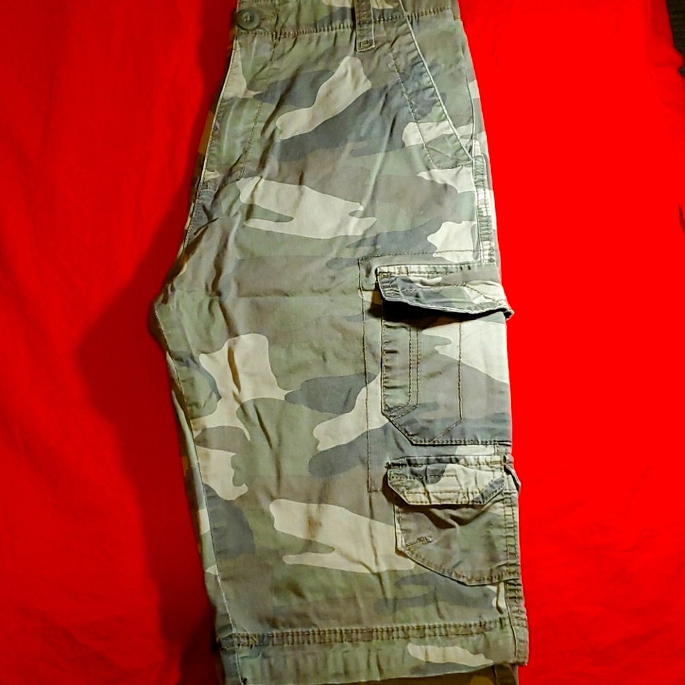 Mens cargo shorts